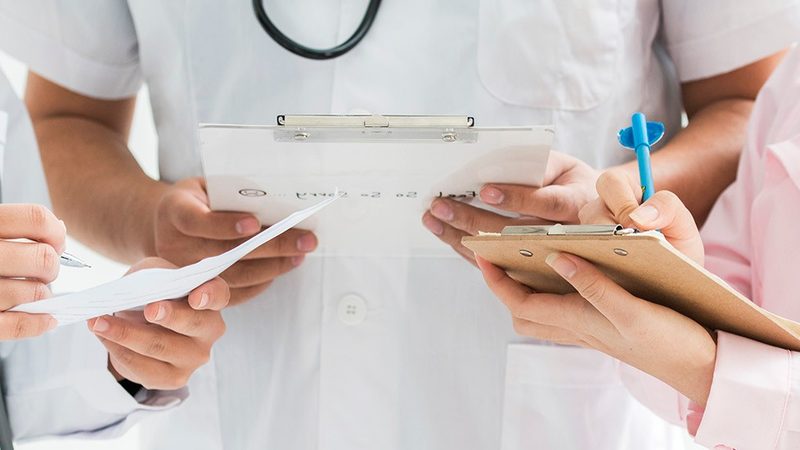 AI解读：快速、高效，但需谨慎